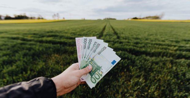 Vėluojant valstybės paramai – LKU kredito unijos padeda ūkininkams padengti įsipareigojimus