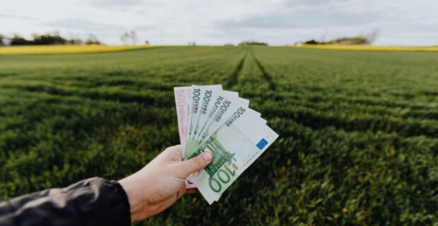 LKU kredito unijų grupė: žemės įsigijimui – kreditas iki 25 metų ir lankstus požiūris